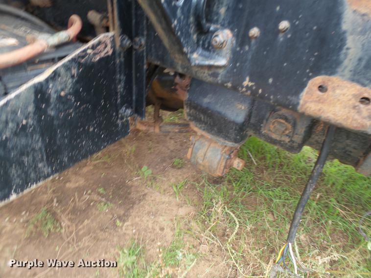 image for item EI9672 1984 Freightliner semi truck