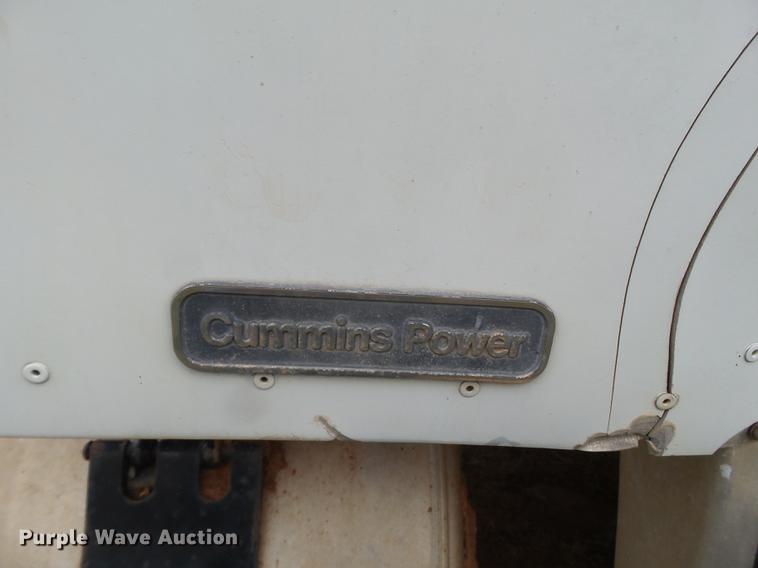 image for item EI9672 1984 Freightliner semi truck