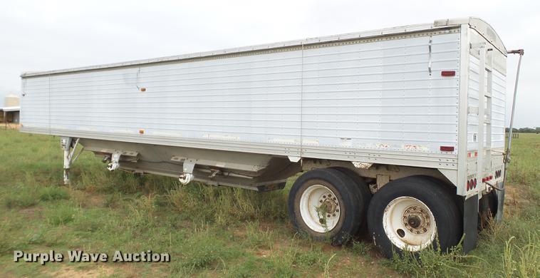 image for item EI9673 1998 Timpte double hopper bottom grain trailer