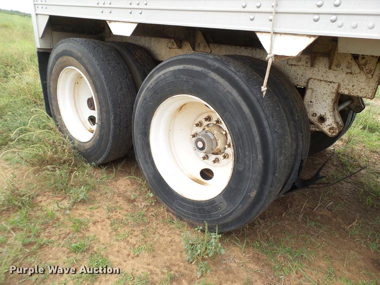 image for item EI9673 1998 Timpte double hopper bottom grain trailer