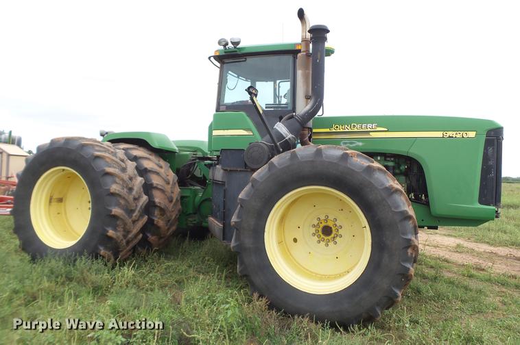 image for item EI9674 2003 John Deere 9420 4WD tractor