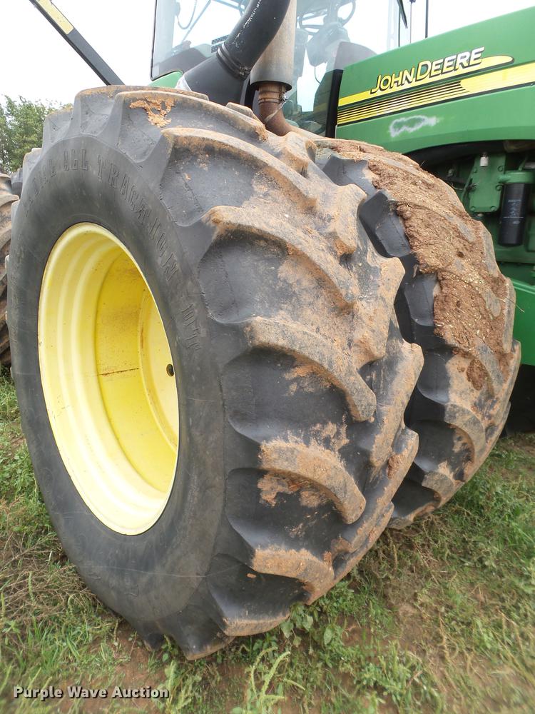 image for item EI9674 2003 John Deere 9420 4WD tractor