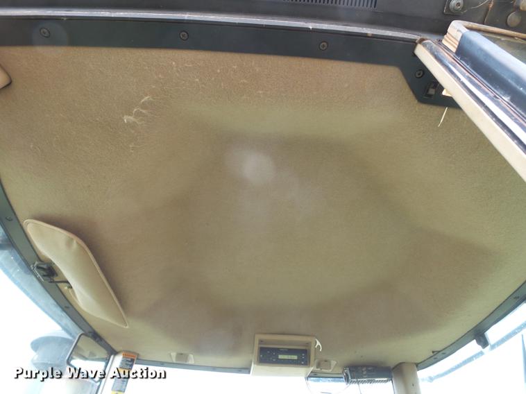 image for item EI9674 2003 John Deere 9420 4WD tractor