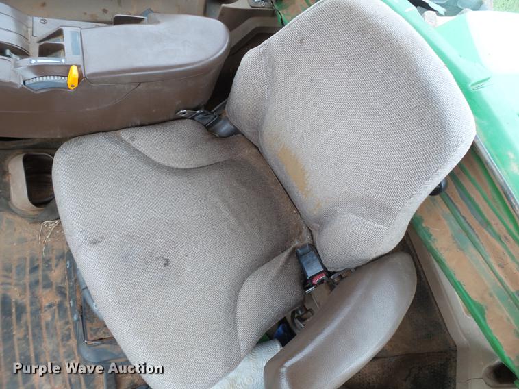 image for item EI9674 2003 John Deere 9420 4WD tractor