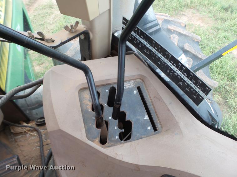 image for item EI9674 2003 John Deere 9420 4WD tractor