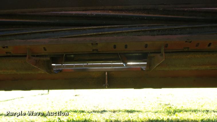 image for item FO9046 Hesston 1150 Hydroswing swather
