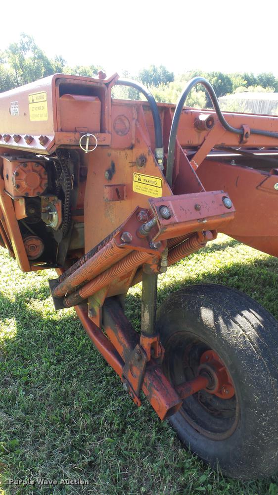 image for item FO9046 Hesston 1150 Hydroswing swather