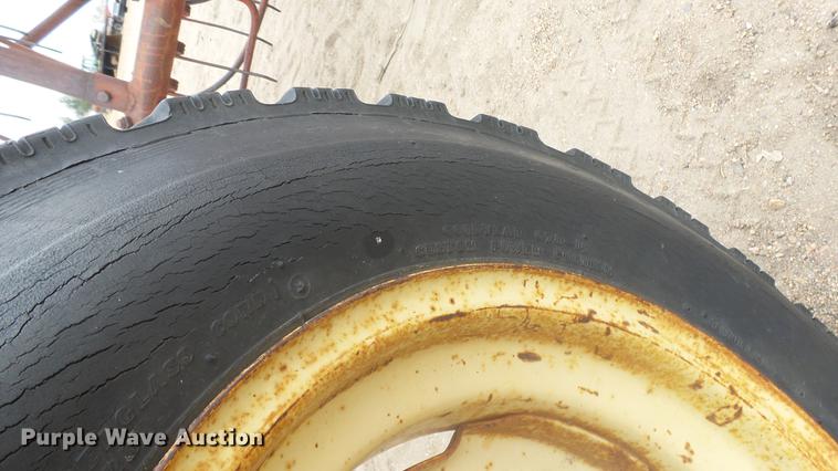 image for item FQ9468 Massey-Ferguson 36 hay rake