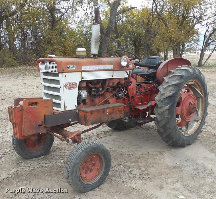 image for item FQ9477 Farmall 340 tractor