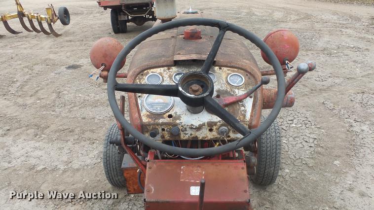 image for item FQ9477 Farmall 340 tractor