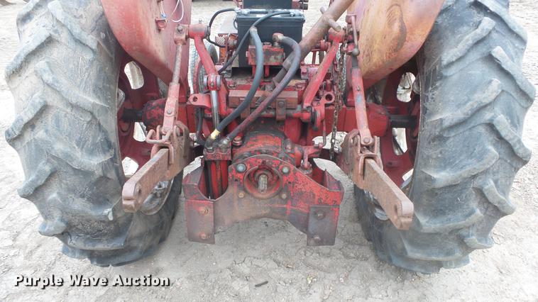 image for item FQ9477 Farmall 340 tractor