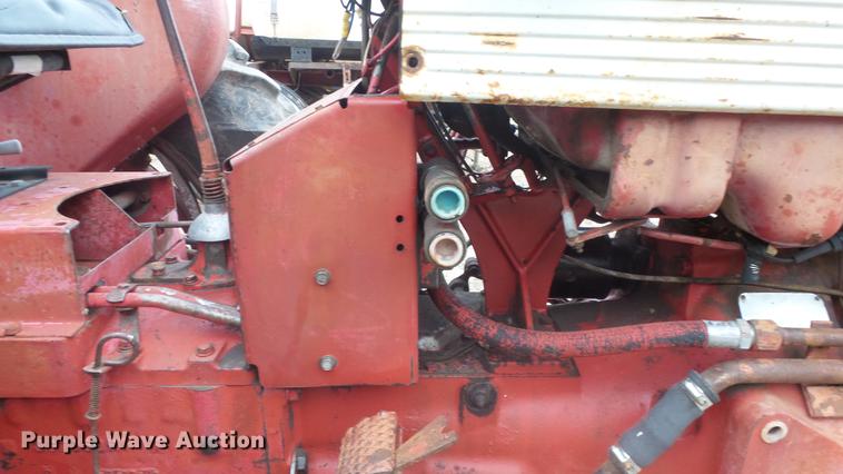 image for item FQ9477 Farmall 340 tractor