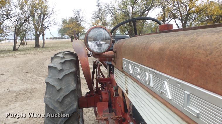 image for item FQ9477 Farmall 340 tractor