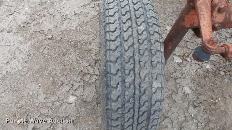 image for item FQ9477 Farmall 340 tractor