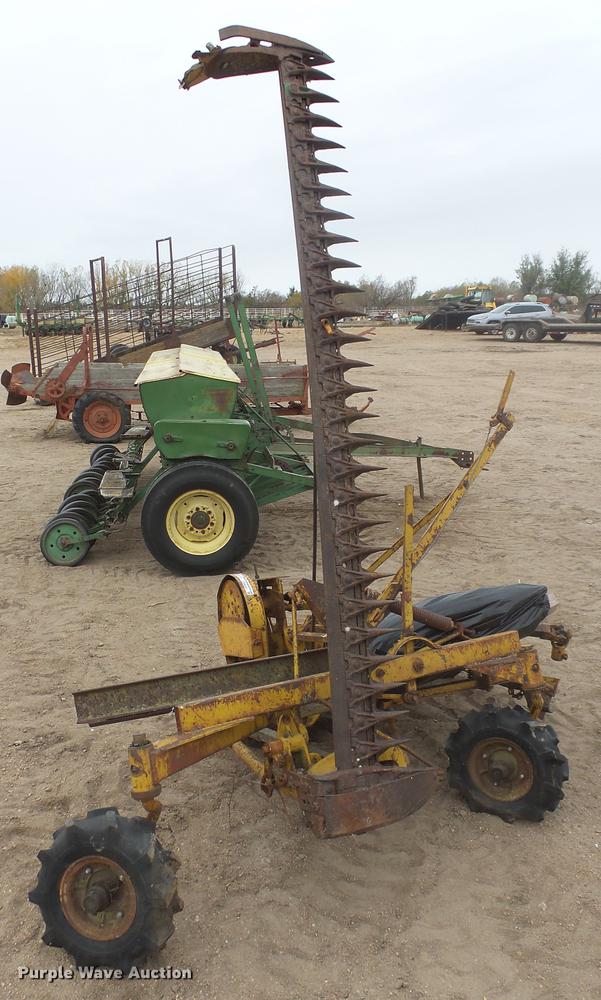 image for item FQ9497 Sickle mower