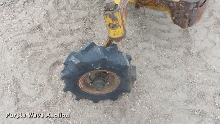 image for item FQ9497 Sickle mower