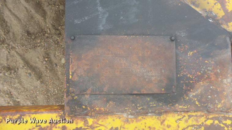 image for item FQ9497 Sickle mower