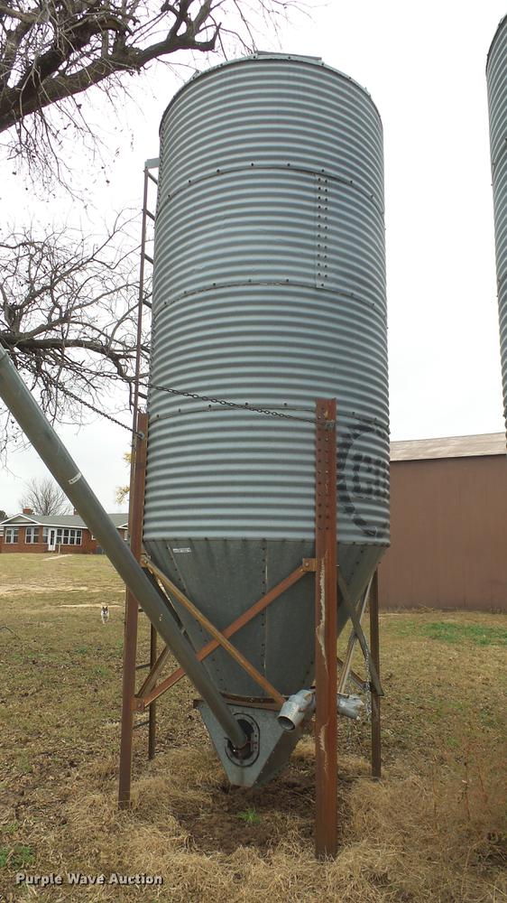 image for item FQ9499 (3) bottom hopper bins