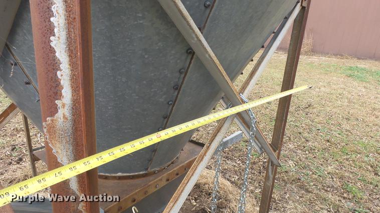 image for item FQ9499 (3) bottom hopper bins