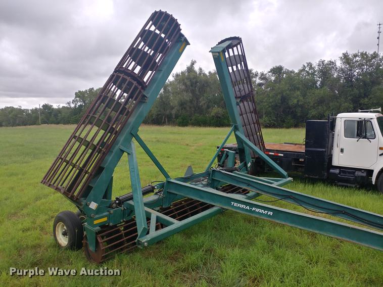 image for item G1345 Orthman Terra-Firm'r packer