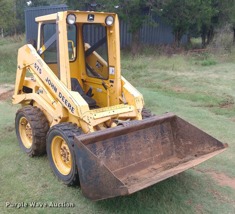 image for item G1348 1987 John Deere 575 skid steer