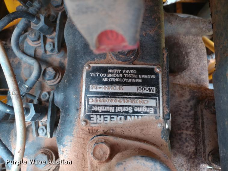 image for item G1348 1987 John Deere 575 skid steer