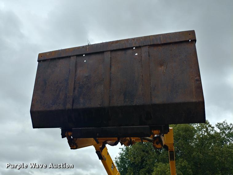 image for item G1348 1987 John Deere 575 skid steer