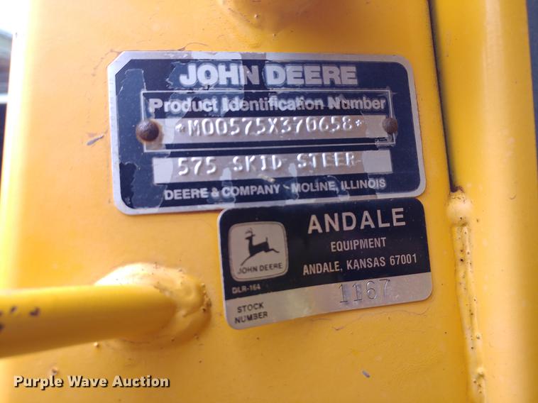 image for item G1348 1987 John Deere 575 skid steer