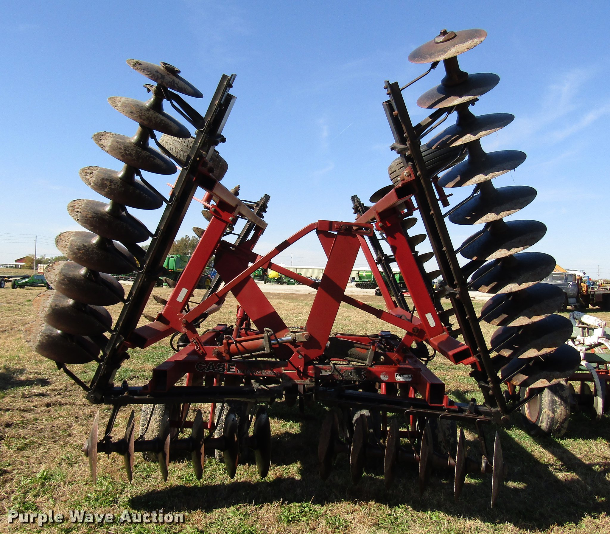 Case IH 496 off-set disk in Abilene, KS | Item DD3756 sold | Purple Wave