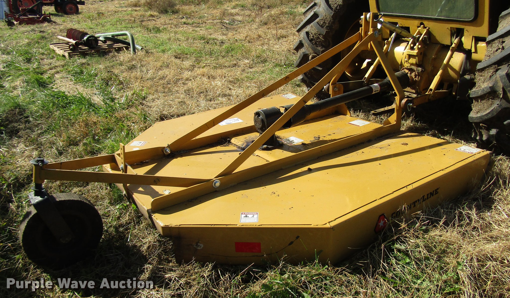 Countyline rotary mower in Lawrence, KS Item DD3762 sold Purple Wave
