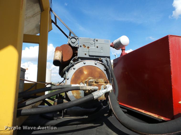 image for item DB7000 2012 KBH fertilizer tender trailer