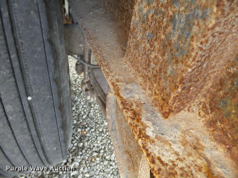 image for item DB7000 2012 KBH fertilizer tender trailer