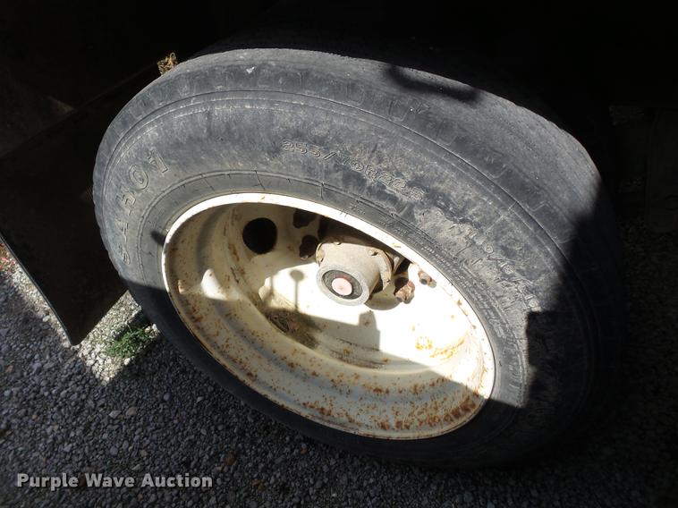 image for item DB7000 2012 KBH fertilizer tender trailer