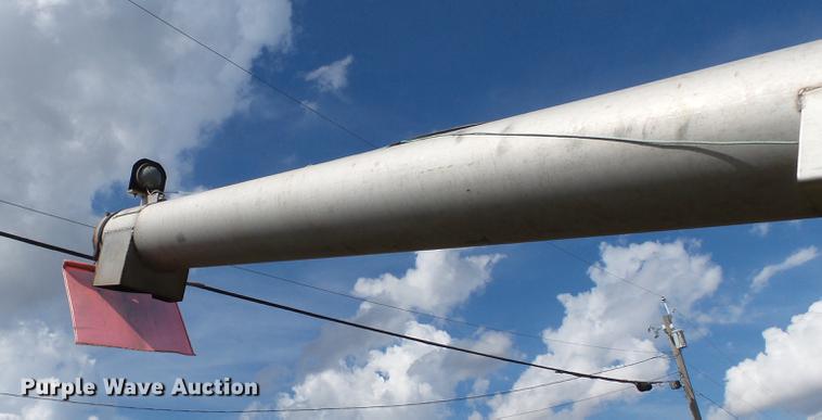 image for item DB7000 2012 KBH fertilizer tender trailer