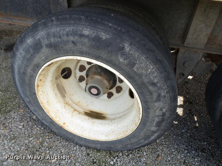 image for item DB7000 2012 KBH fertilizer tender trailer