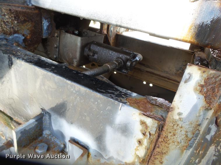 image for item DB7002 2001 Freightliner Century Class fertilizer tender truck