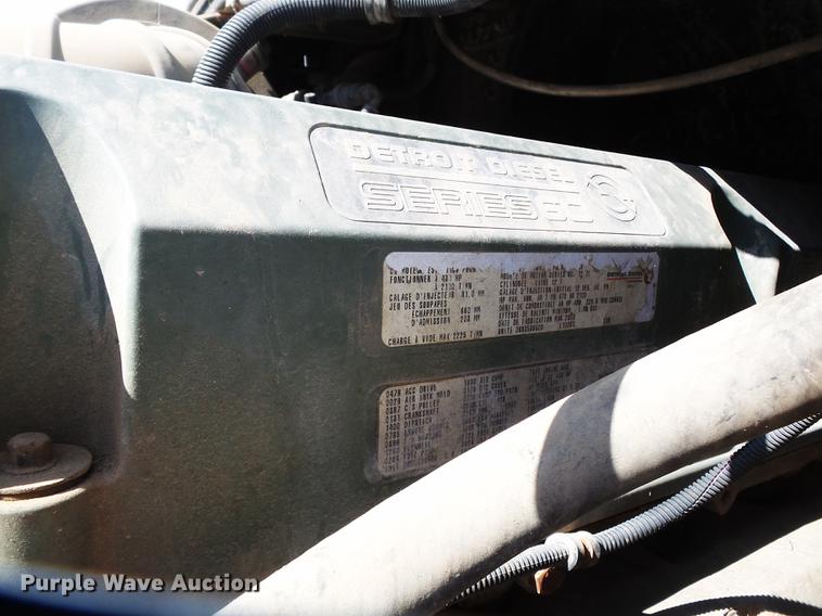 image for item DB7002 2001 Freightliner Century Class fertilizer tender truck