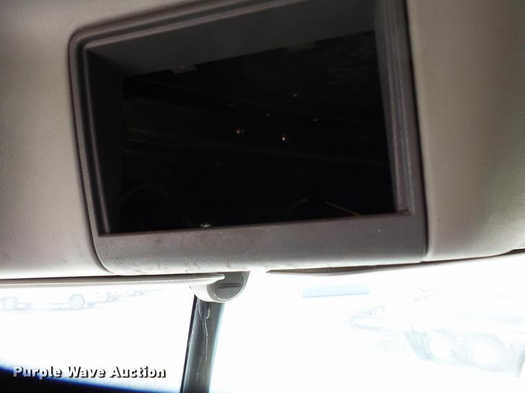 image for item DB7002 2001 Freightliner Century Class fertilizer tender truck