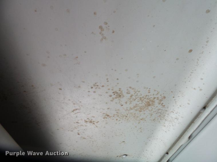 image for item DB7002 2001 Freightliner Century Class fertilizer tender truck