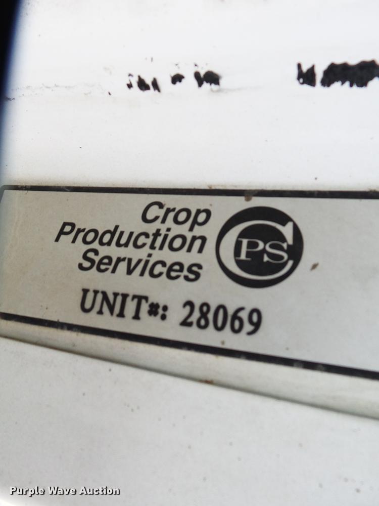 image for item DB7002 2001 Freightliner Century Class fertilizer tender truck