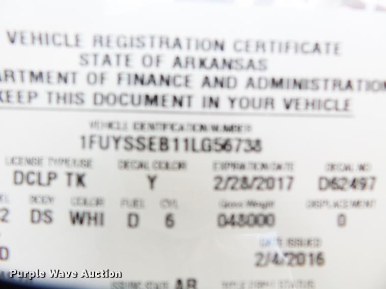 image for item DB7002 2001 Freightliner Century Class fertilizer tender truck