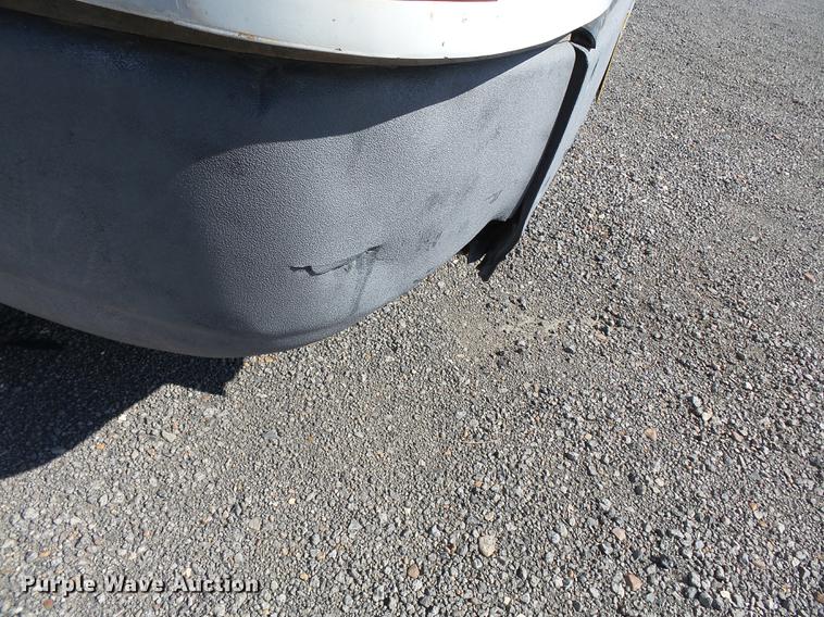 image for item DB7003 1994 International 9400 fertilizer tender truck