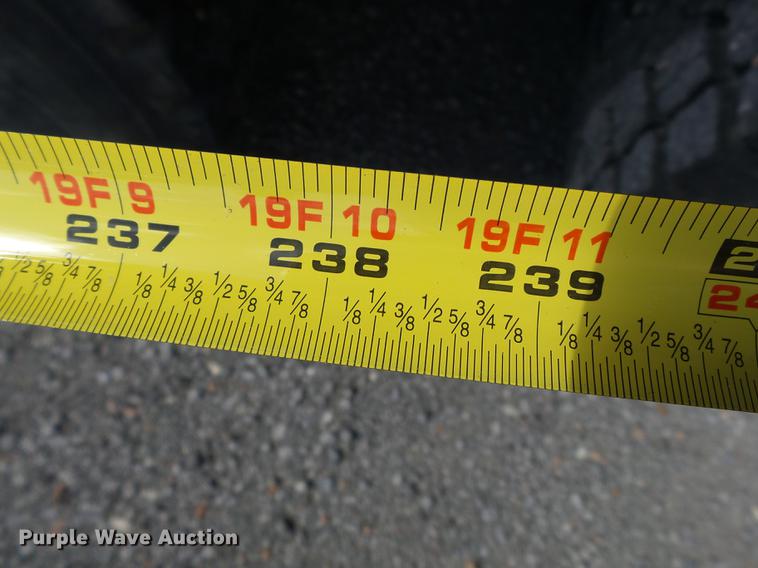 image for item DB7003 1994 International 9400 fertilizer tender truck