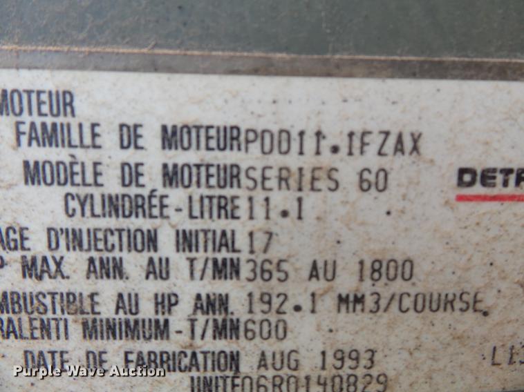 image for item DB7003 1994 International 9400 fertilizer tender truck