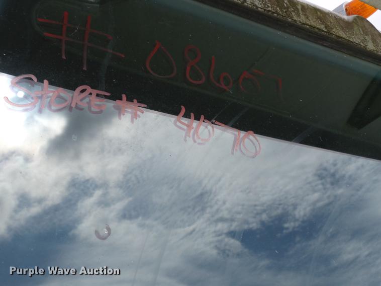 image for item DB7003 1994 International 9400 fertilizer tender truck