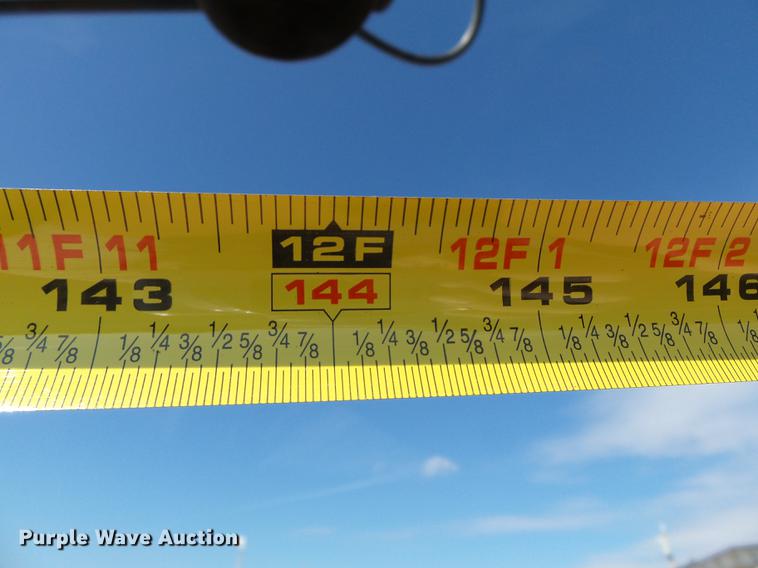 image for item DB7004 2002 International 4300 fertilizer tender truck