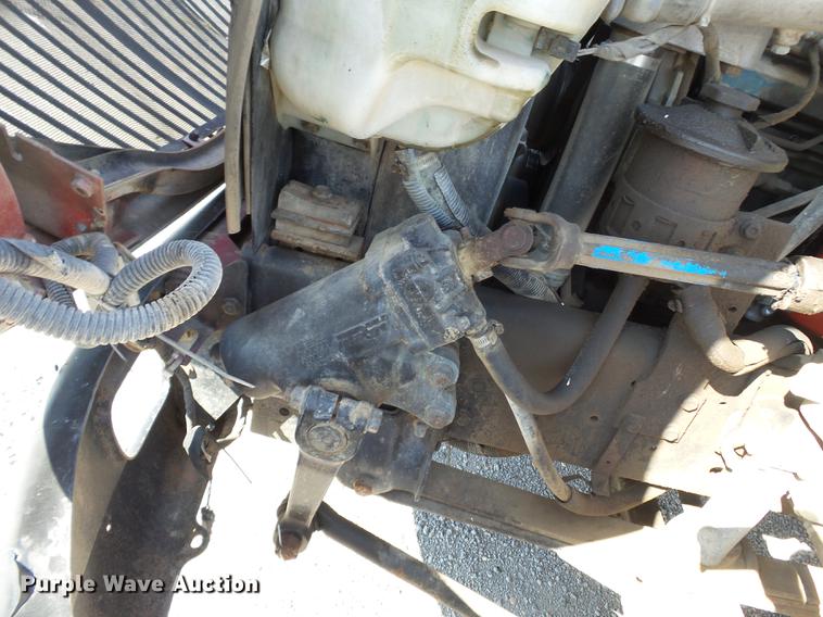 image for item DB7004 2002 International 4300 fertilizer tender truck