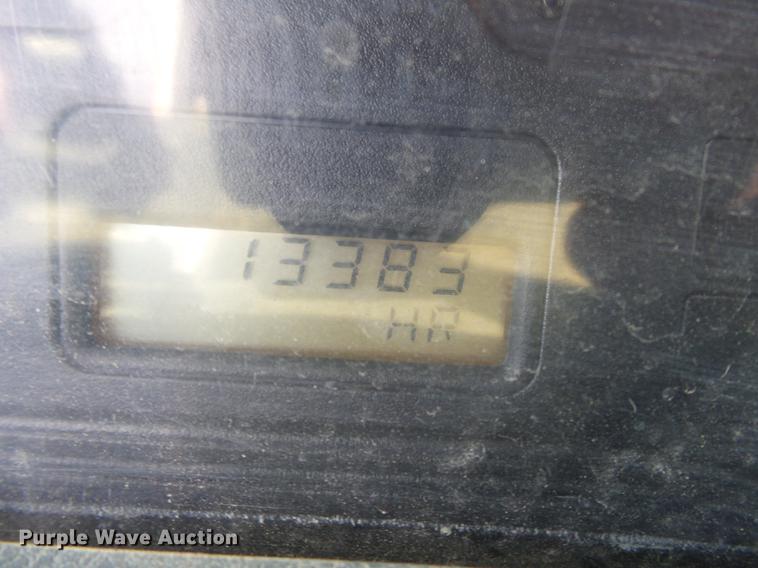 image for item DB7004 2002 International 4300 fertilizer tender truck