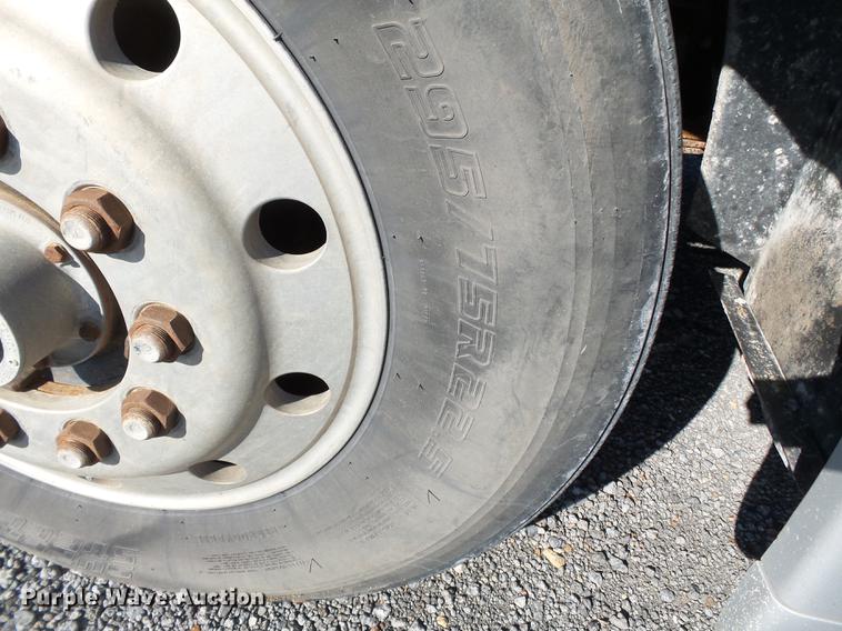 image for item DB7006 1997 Mack CH613 fertilizer tender truck