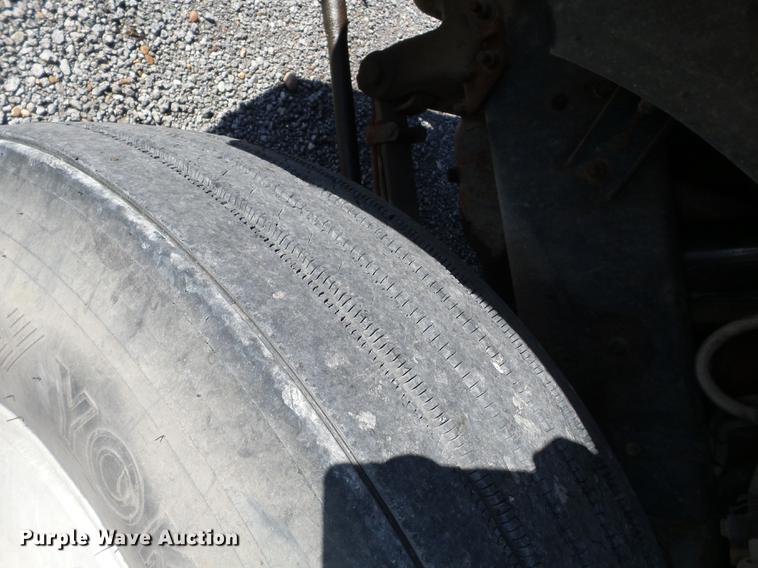 image for item DB7006 1997 Mack CH613 fertilizer tender truck